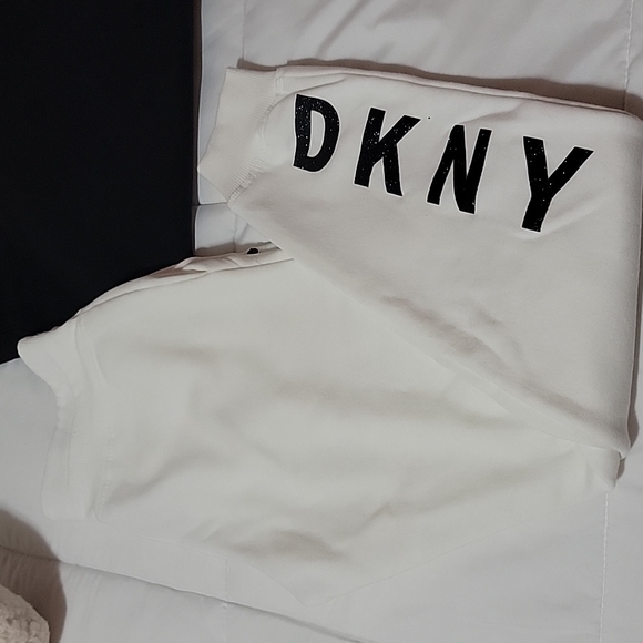 DKNY pants - Picture 6 of 6
